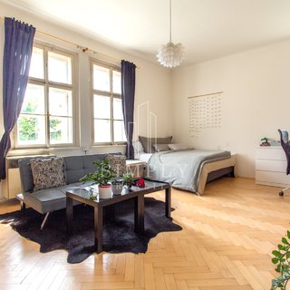 Prodej bytu 1+kk a garzoniéry 58 m² Praha, U Okrouhlíku