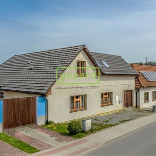 Prodej rodinného domu 236 m², Táborská