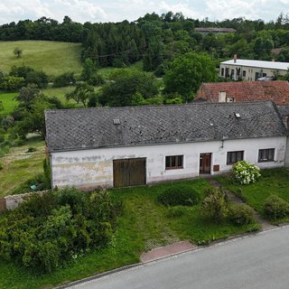 Prodej rodinného domu 270 m² Litenčice, 