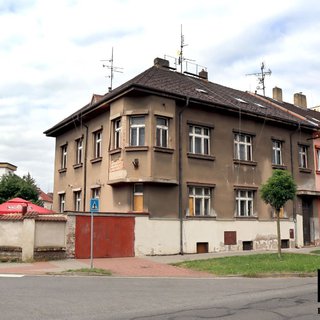 Prodej rodinného domu 200 m² Hradec Králové, Kydlinovská
