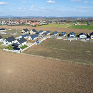 Prodej stavební parcely 857 m² Žatec