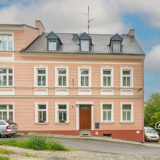Prodej bytu 3+1 84 m² Karlovy Vary, Pod Tvrzí