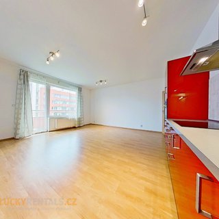 Prodej bytu 1+kk a garzoniéry 44 m² Praha, Pavla Beneše