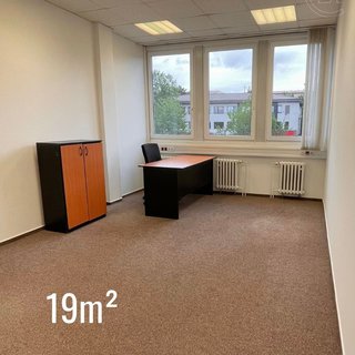 Pronájem kanceláře 19 m², V olšinách