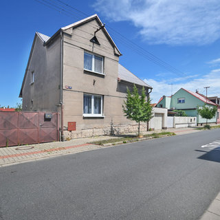 Prodej rodinného domu 150 m² Velký Osek, Dukelských hrdinů