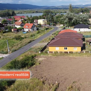 Prodej stavební parcely 1 443 m² Srbice, 