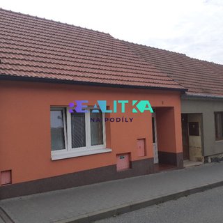 Prodej rodinného domu 145 m² Ivančice, Ostřihom