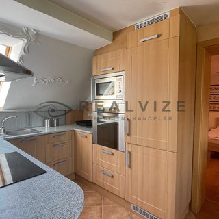 Pronájem bytu 3+kk 90 m² Ostrolovský Újezd, 