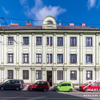Prodej bytu 2+kk 76 m² Hradec Králové, Pražská třída