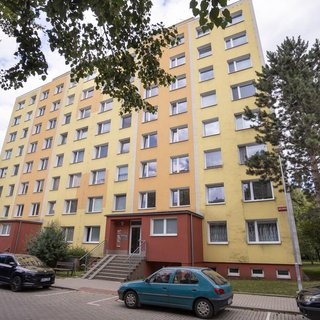 Pronájem bytu 1+1 32 m² Kolín, Březinova