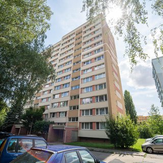 Prodej bytu 3+1 60 m² Kolín, Dělnická