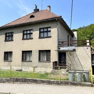 Prodej rodinného domu 240 m² Březnice, 