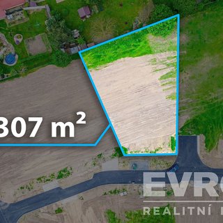 Prodej stavební parcely 1 307 m² Rokytno