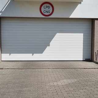 Pronájem parkovacího místa 13 m² Brno, Sentická