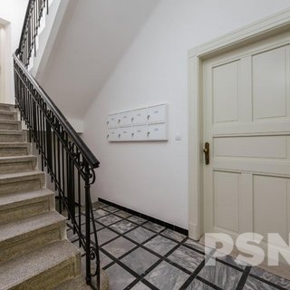 Prodej bytu 2+kk 63 m² Praha, Na Petynce