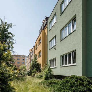 Prodej bytu 1+kk a garzoniéry 21 m² Praha, Družstevní ochoz