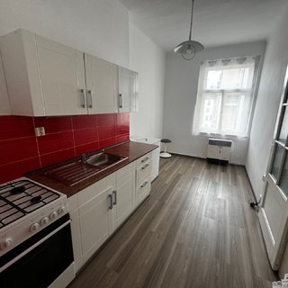 Pronájem bytu 1+1 40 m² Praha, Řipská