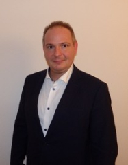  Radim Lapáček