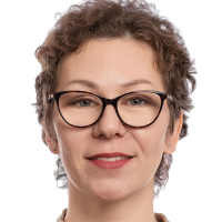  Alena Postalava