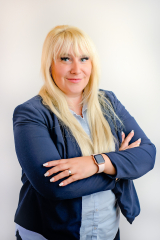  Eva Votlučková