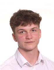  Adam Gajdoštík