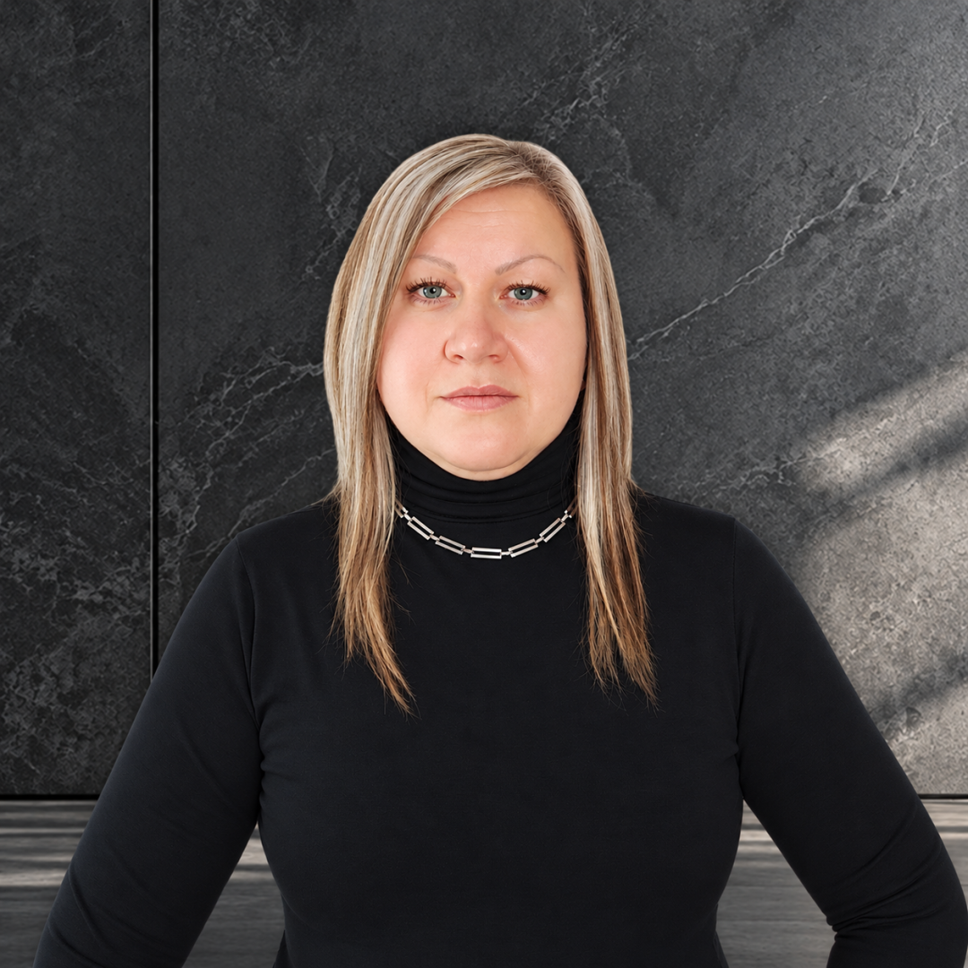  Simona Učňová