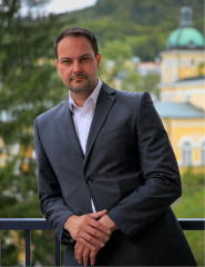  Richard Kavina