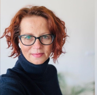  Sabina Ras